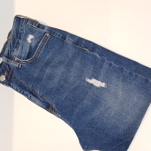 Forever 21 - Distressed Long Jeans - Picture 6 of 6